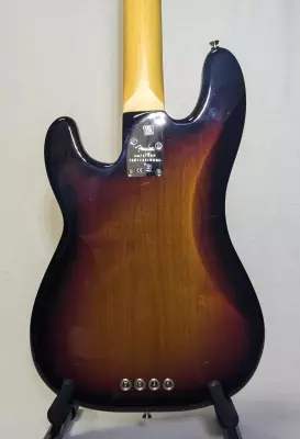 Fender - American Professional II Precision Bass, Rosewood Fingerboard - 3-Colour Sunburst 7
